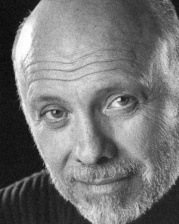 Hector Elizondo