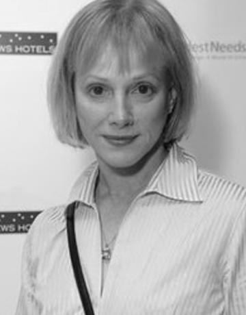 Locke--Sondra-1028--Headshot---35.jpg 